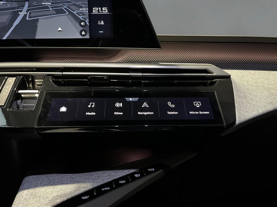 Peugeot e-5008 77 GT Pack 7prs 5d