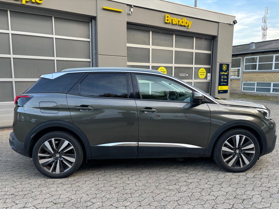 Peugeot 3008 1,2 e-THP 130 Allure 5d