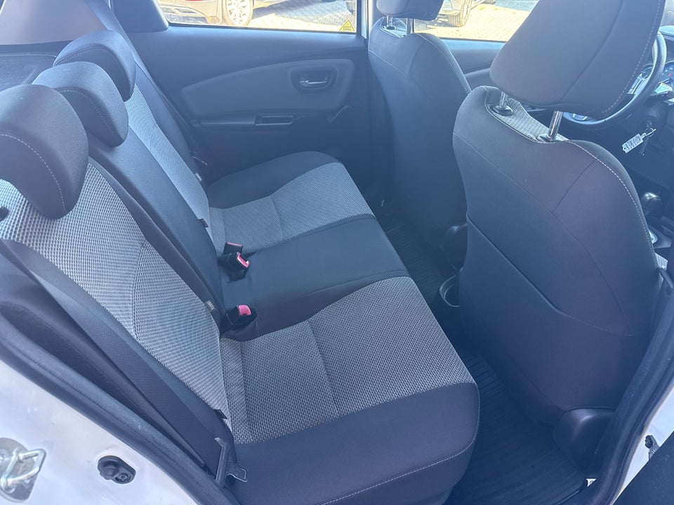 Toyota Yaris 1,5 Hybrid H2 Komfort e-CVT 5d