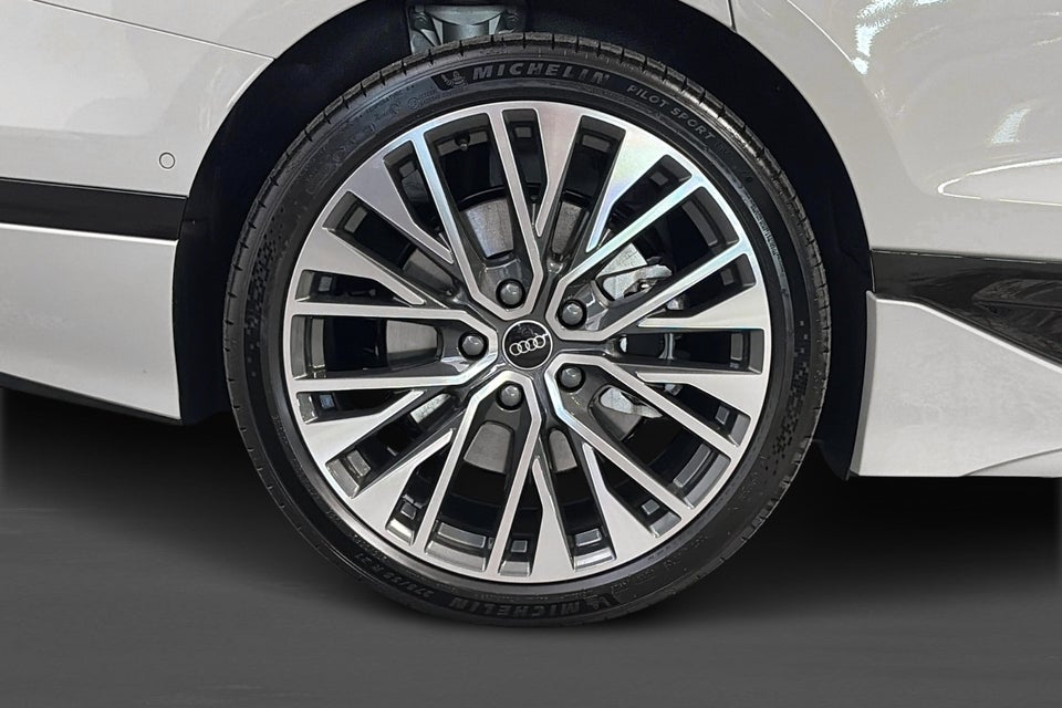 Audi A6 e-tron S-line plus performance Avant 5d
