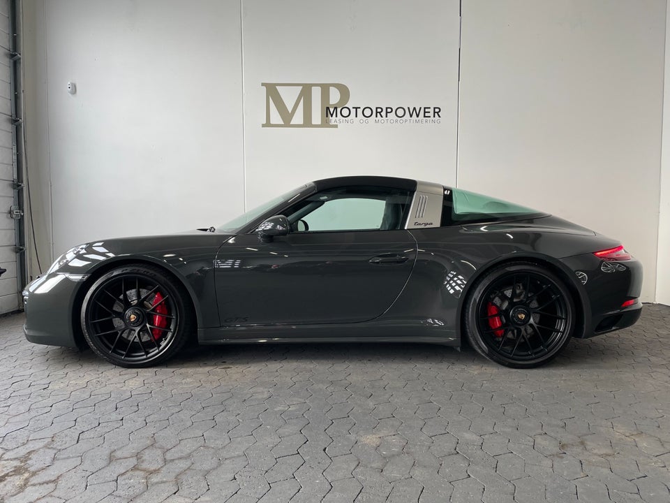 Porsche 911 Targa 4 GTS 3,0 PDK 2d