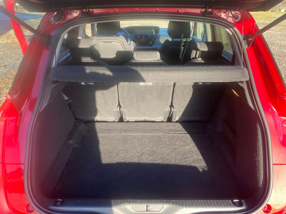 Citroën C4 SpaceTourer 1,6 BlueHDi 120 Iconic 5d