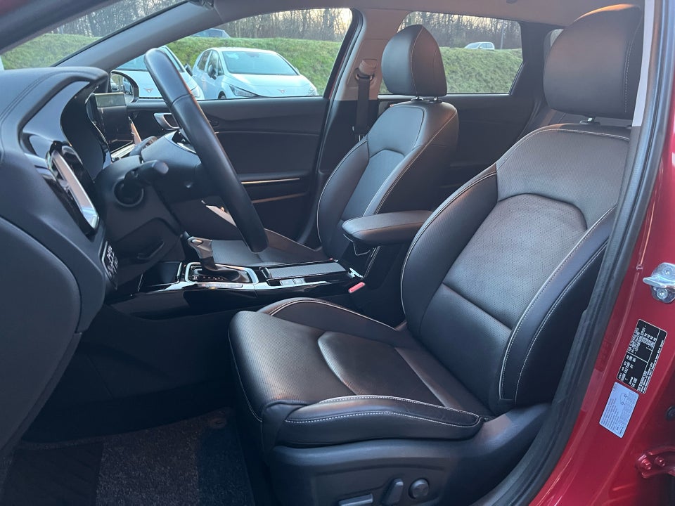 Kia Ceed 1,6 PHEV Upgrade SW DCT 5d