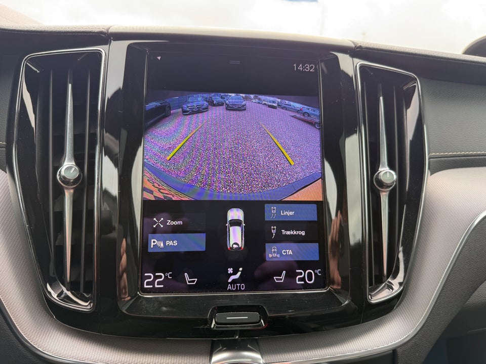 Volvo XC60 2,0 T6 ReCharge R-Design aut. AWD Van 5d