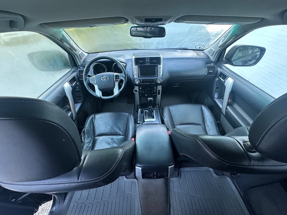 Toyota Land Cruiser 3,0 D-4D T3 aut. 5d