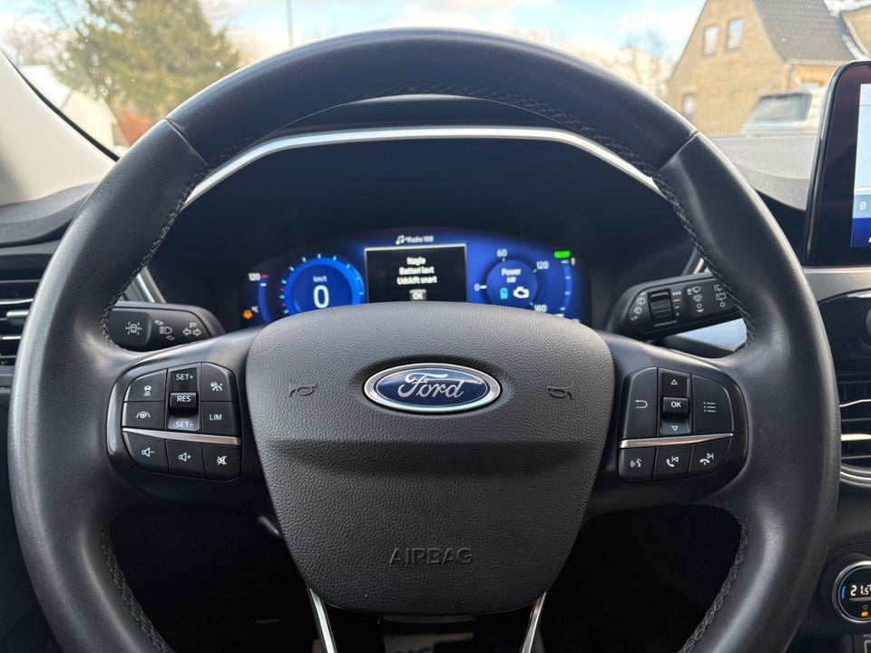 Ford Kuga 2,5 HEV Titanium X CVT 5d
