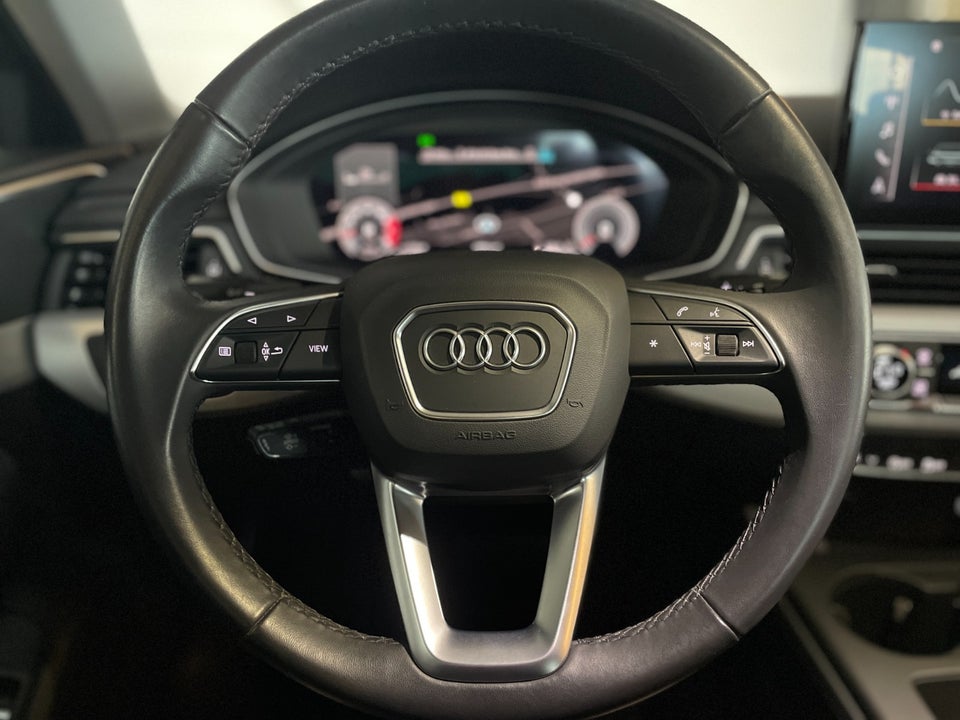 Audi A4 40 TFSi Prestige Avant S-tr. 5d