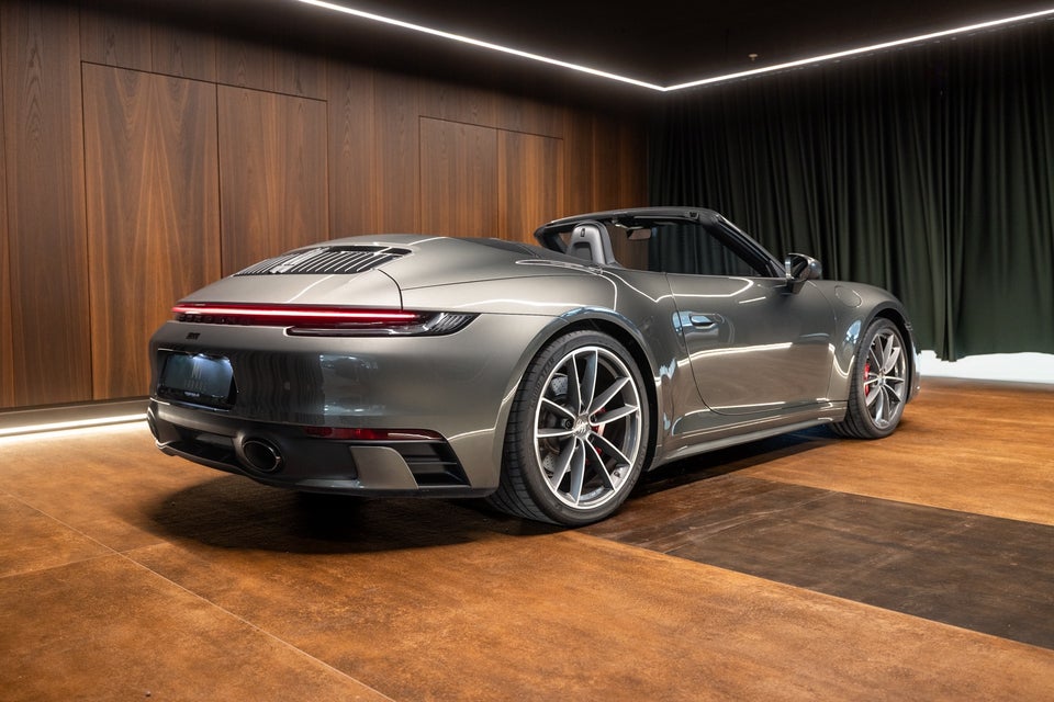 Porsche 911 Carrera 4S 3,0 Cabriolet PDK 2d