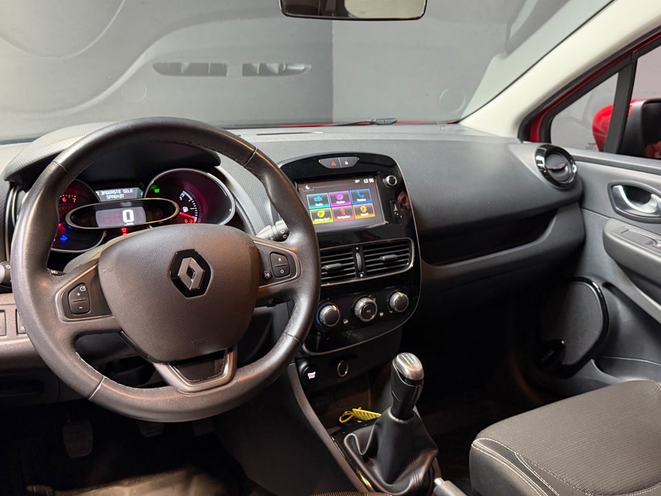 Renault Clio IV 0,9 TCe 90 Zen Sport Tourer 5d