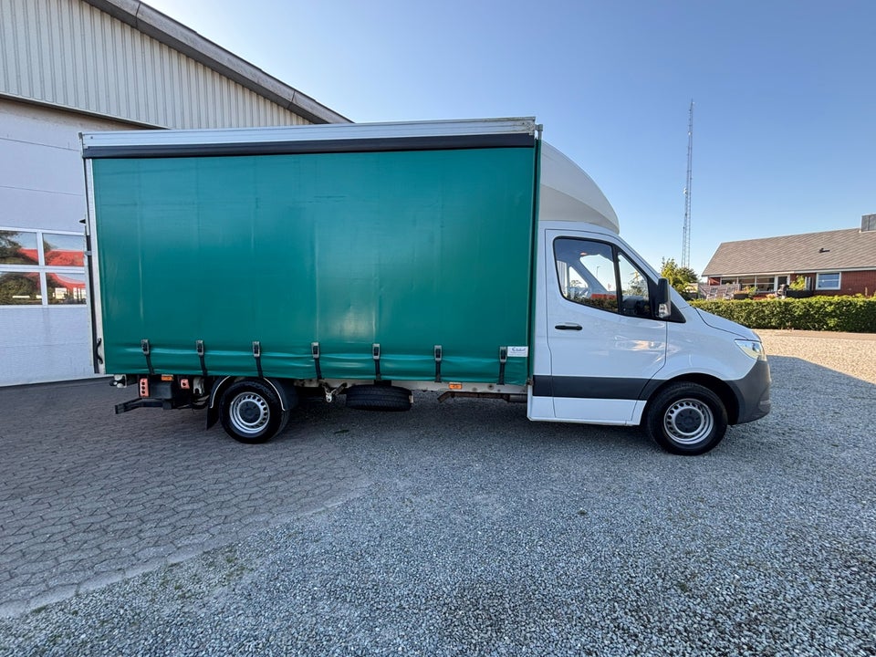Mercedes Sprinter 319 3,0 CDi A3 Chassis aut. RWD 2d