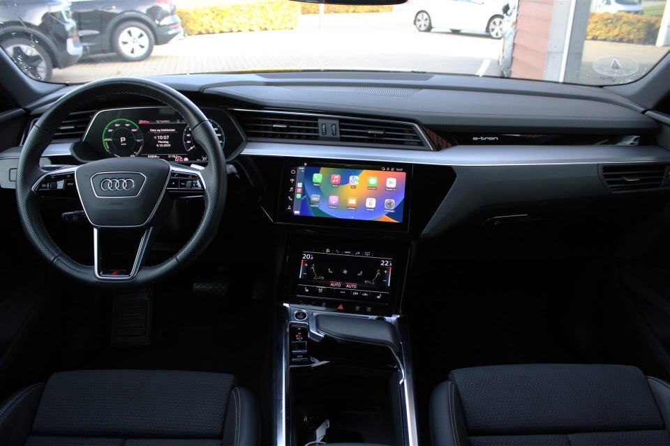 Audi e-tron 55 S-line Sportback quattro 5d