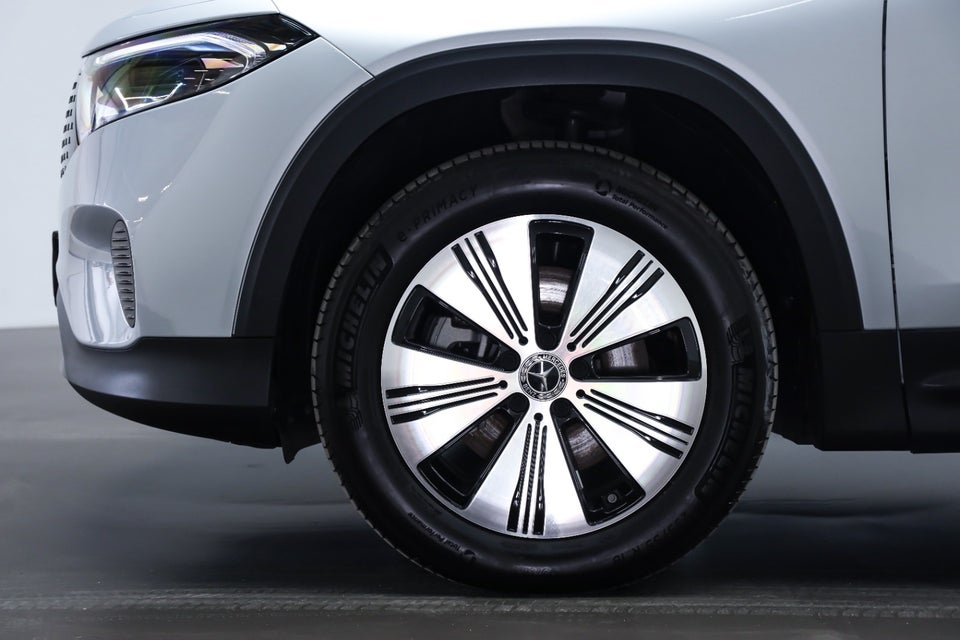 Mercedes EQB250+ Progressive 5d