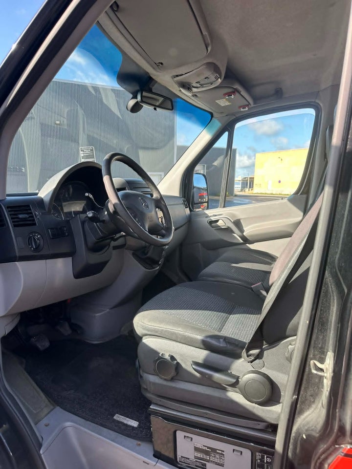Mercedes Sprinter 318 3,0 CDi R3 Kassevogn 5d