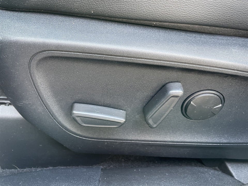 Kia Niro 64 EV Upgrade 5d