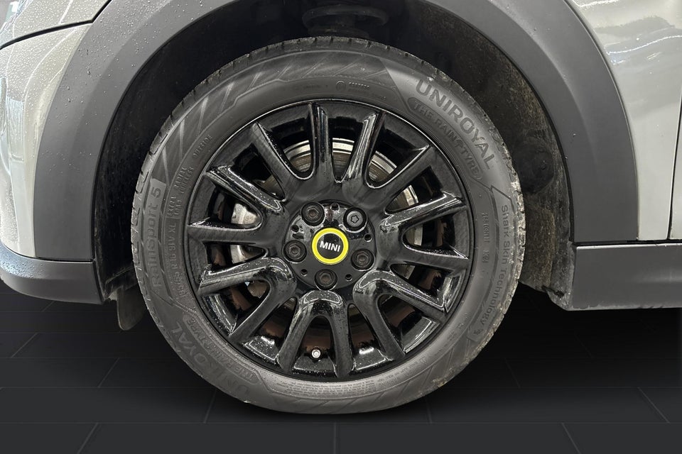 MINI Cooper SE Camden Edition 3d