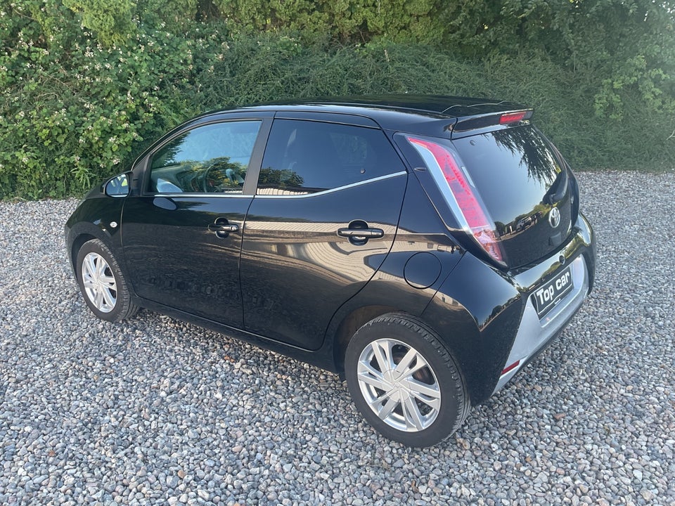 Toyota Aygo 1,0 VVT-i x-black II 5d