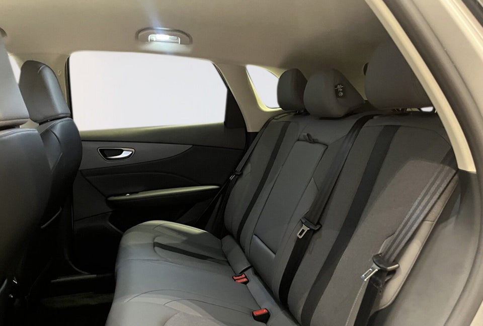 MG MGS5 64 Luxury 5d