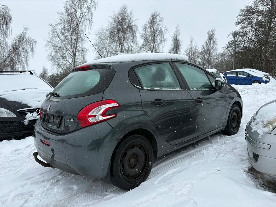 Peugeot 208 1,0 VTi Access 5d