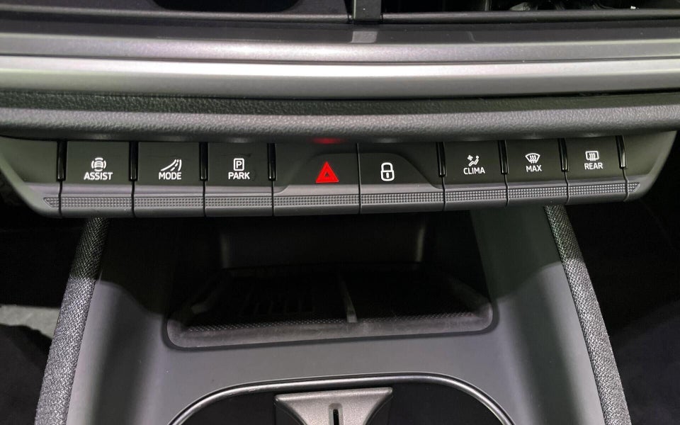 Skoda Elroq 60 iV Advanced 5d