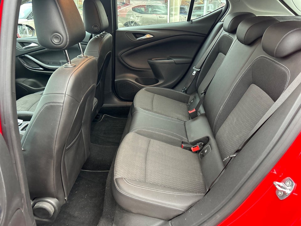 Opel Astra 1,6 CDTi 136 Innovation aut. 5d