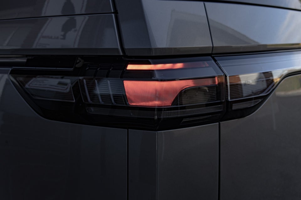 VW ID.Buzz 77 Pro SWB 5d