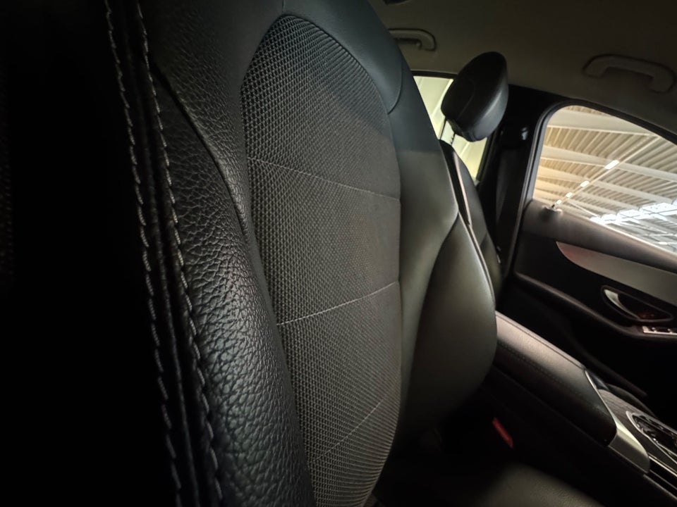 Mercedes C220 d 2,0 Avantgarde aut. 4d