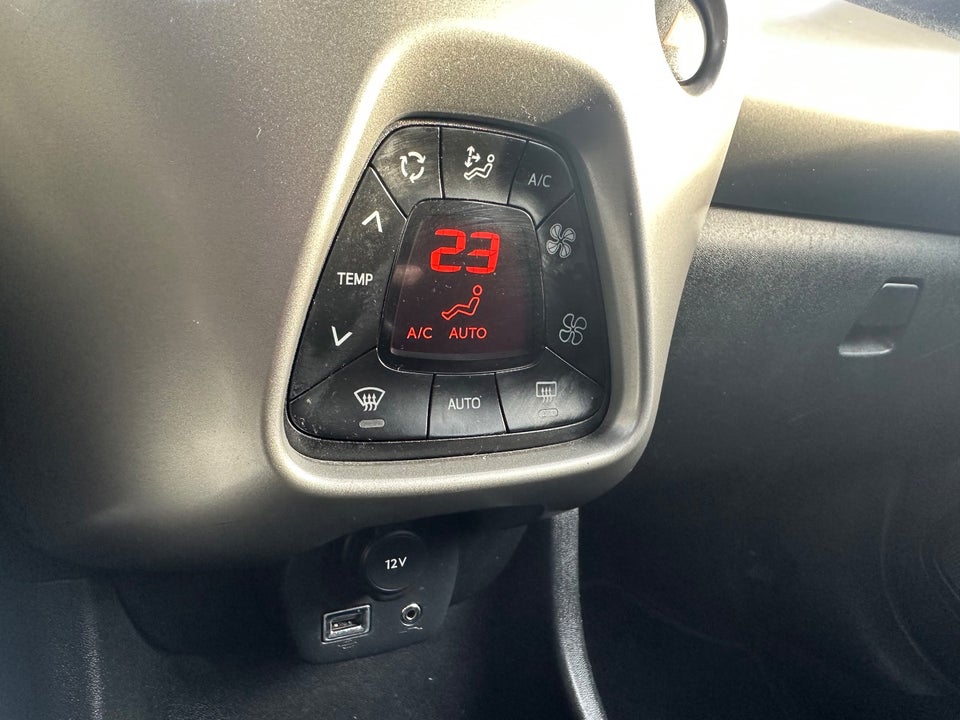 Citroën C1 1,2 PureTech Sport 5d