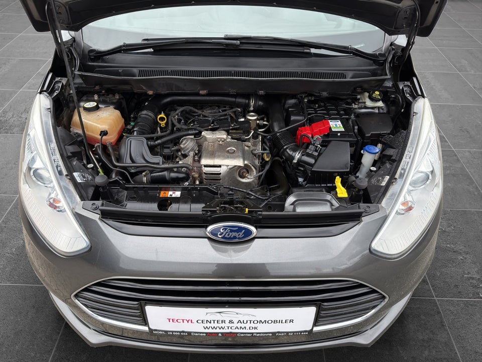 Ford B-MAX 1,0 SCTi 100 Titanium 5d