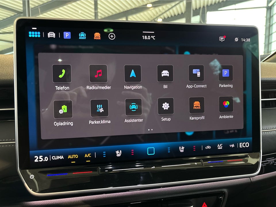 VW ID.7 77 Pro Tourer 5d