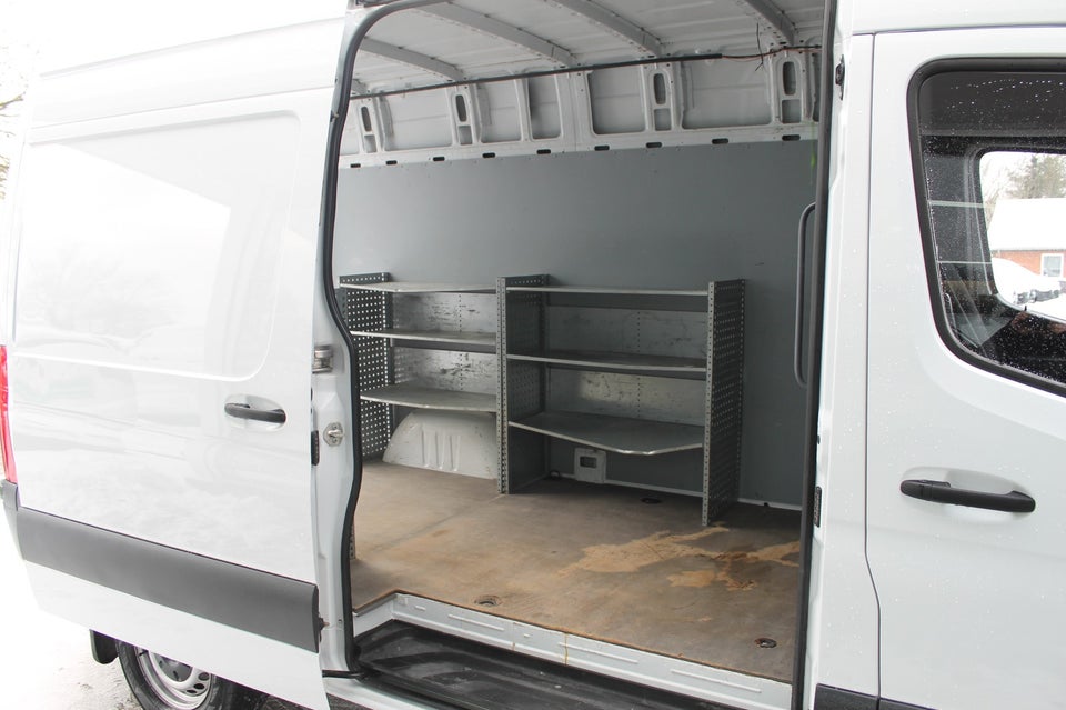 Mercedes Sprinter 316 2,2 CDi A2 Kassevogn RWD
