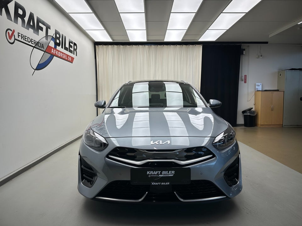 Kia Ceed 1,6 PHEV Upgrade Premium SW DCT 5d