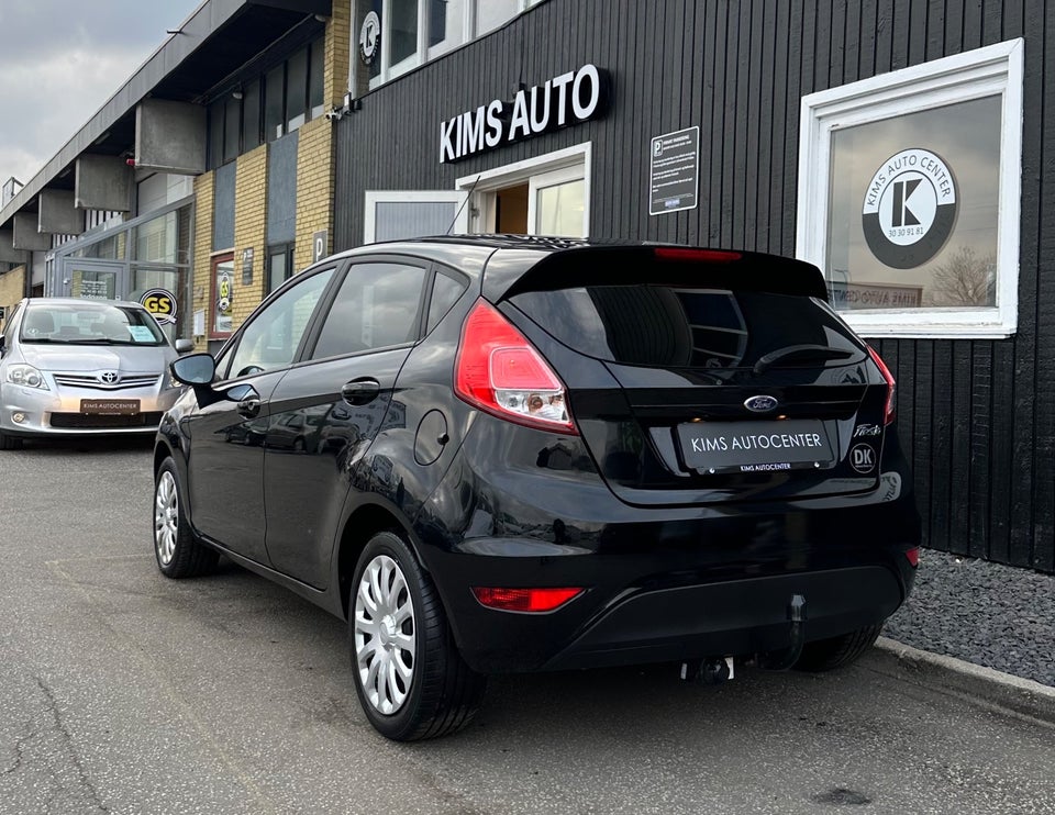 Ford Fiesta 1,0 65 Titanium 5d