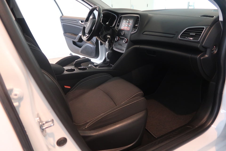 Renault Megane IV 1,5 dCi 110 Zen Sport Tourer EDC 5d