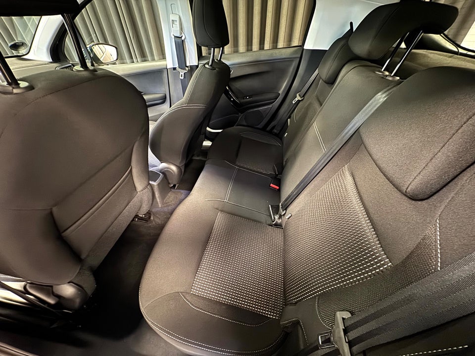 Peugeot 208 1,6 BlueHDi 100 Allure Sky 5d