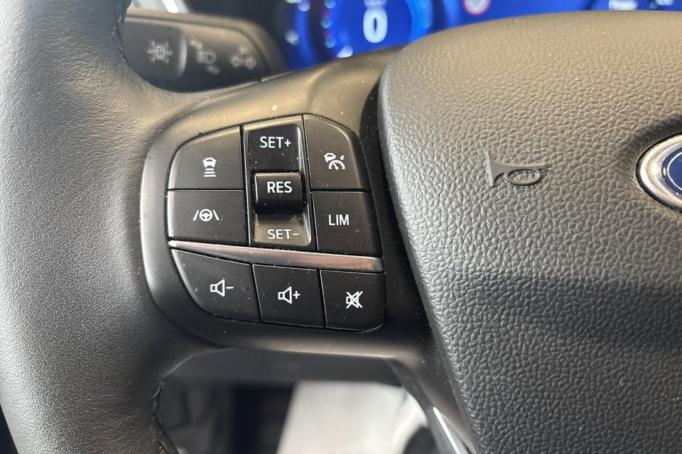 Ford Kuga 2,5 PHEV Titanium CVT 5d