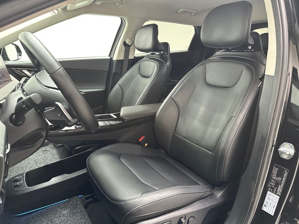 Kia EV6 77 Long Range Upgrade 5d