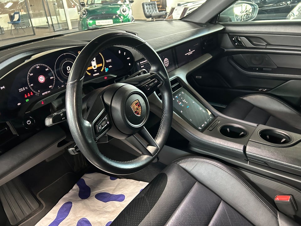Porsche Taycan 4S Performance+ 4d