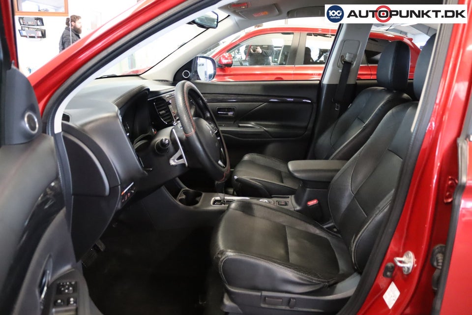 Mitsubishi Outlander 2,2 DI-D 150 Intense aut. 4WD 5d