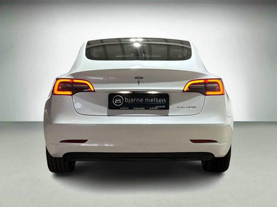 Tesla Model 3 Long Range AWD 4d