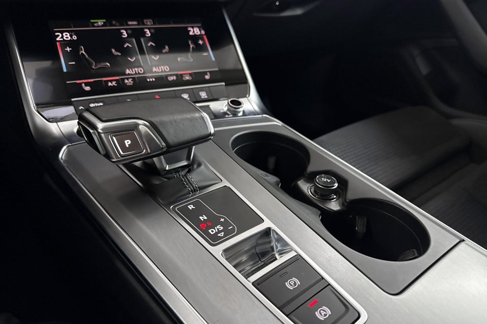 Audi A6 55 TFSi e Sport Prestige Avant quattro S-tr. 5d