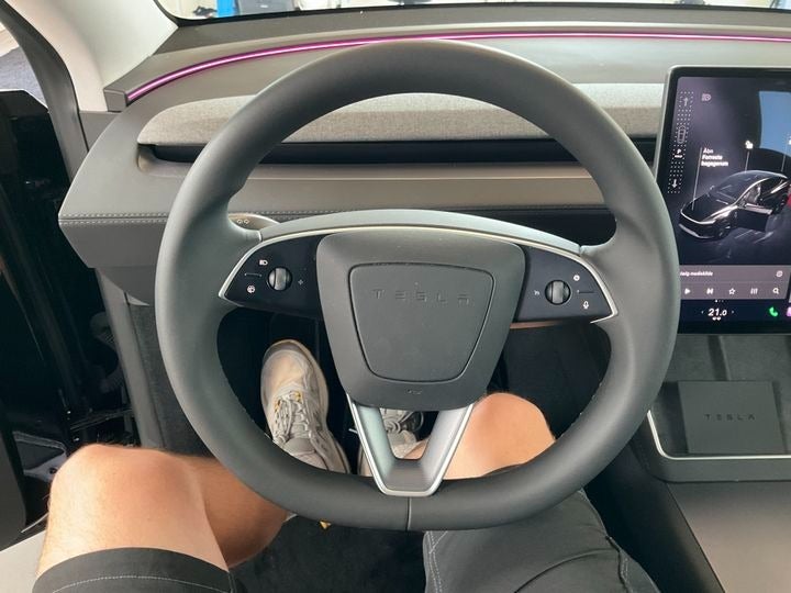 Tesla Model Y Long Range RWD 5d