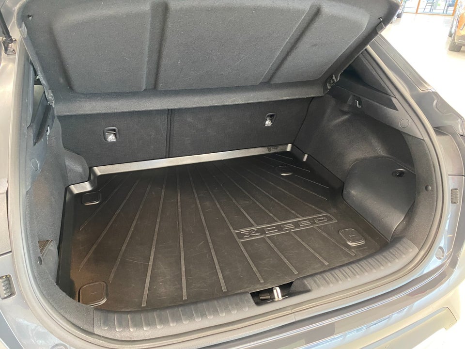 Kia XCeed 1,6 PHEV Prestige DCT 5d