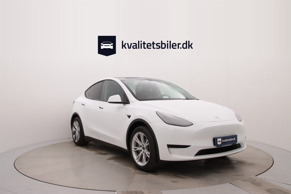 Tesla Model Y RWD 5d