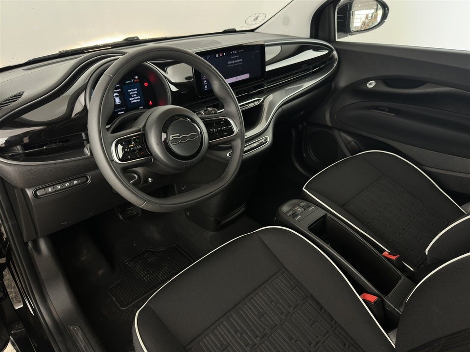 Fiat 500e 42 Icon 3d