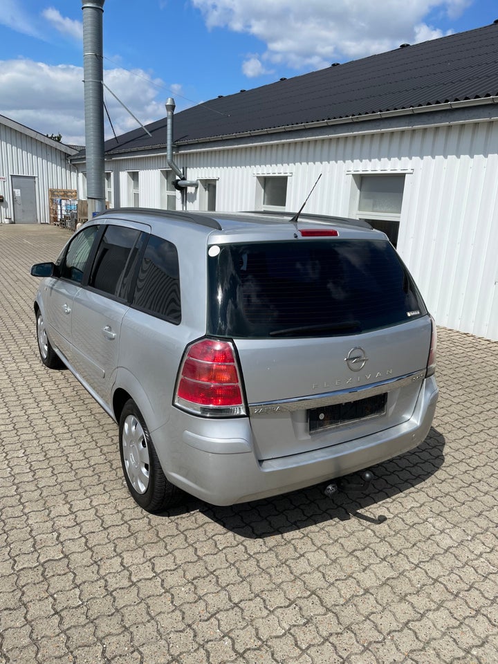 Opel Zafira 1,9 CDTi 120 Flexivan 5d