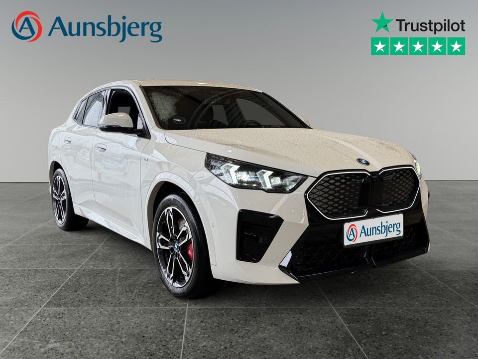 BMW iX2 eDrive20 M-Sport 5d