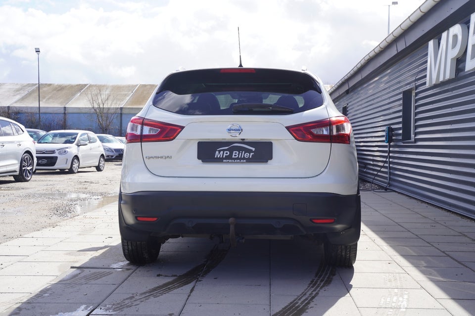 Nissan Qashqai 1,5 dCi 110 Tekna 5d