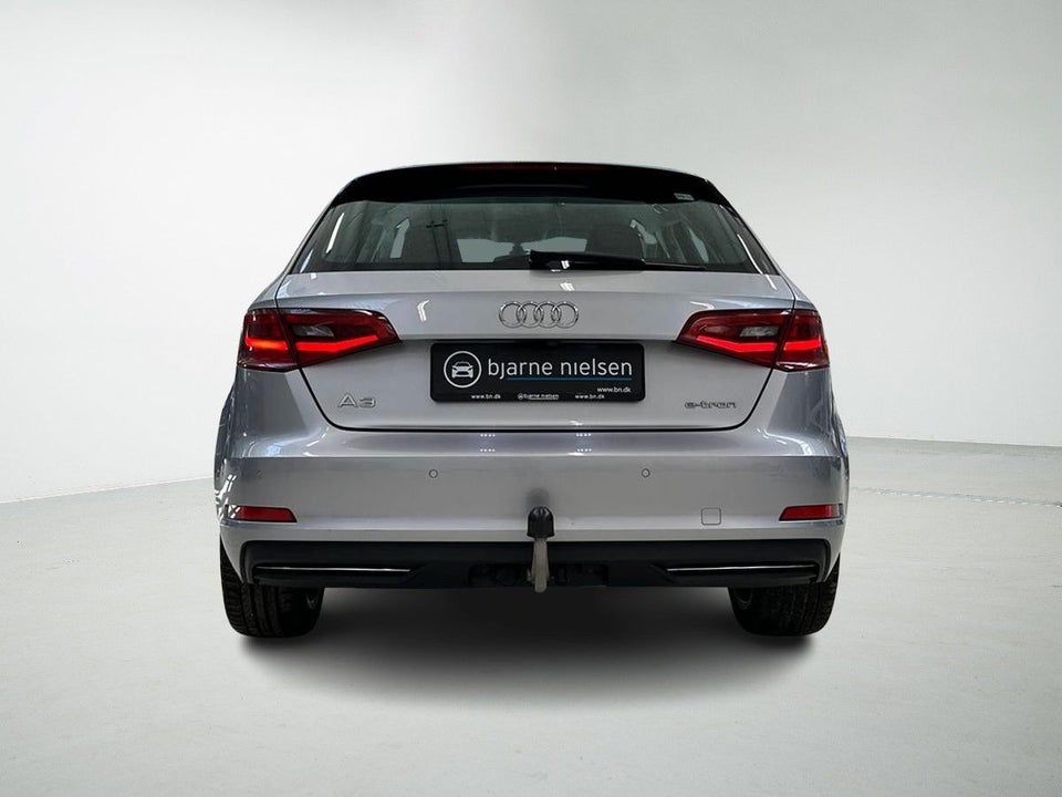 Audi A3 1,4 e-tron Ambition Sportback S-tr. 5d