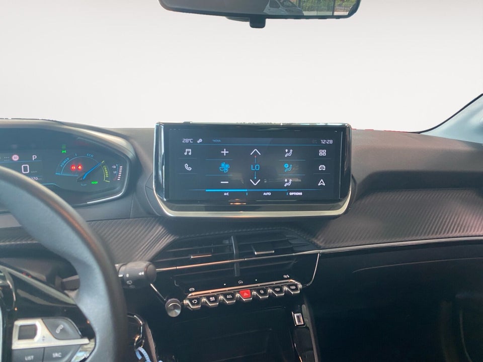 Peugeot e-208 50 Style 5d