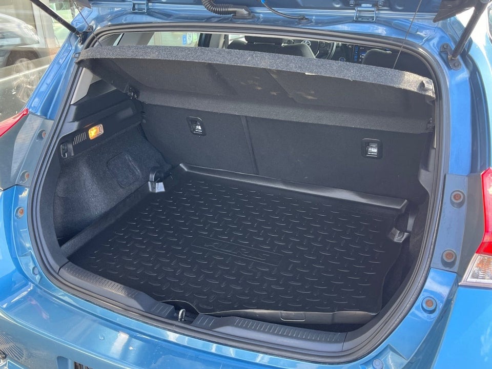 Toyota Auris 1,8 Hybrid H2 Comfort CVT 5d